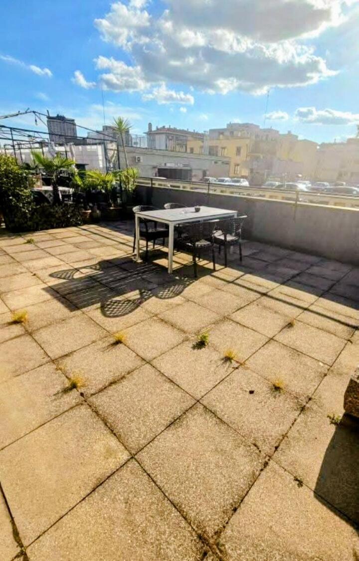 Appartamento Guasco's Monolocale Con Ampio Terrazzo