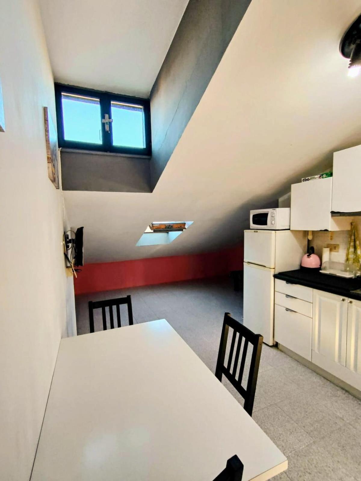 Appartamento Guasco's Monolocale Con Ampio Terrazzo